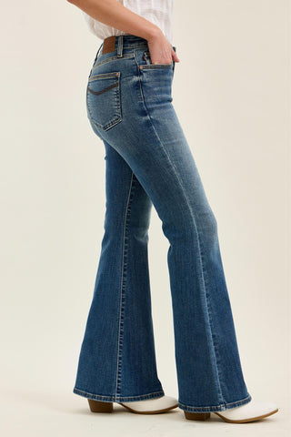 Judy Blue Mid Rise Triple Needle Pockets & Bandana Loop Jaqueline Flare Denim Jeans 82726