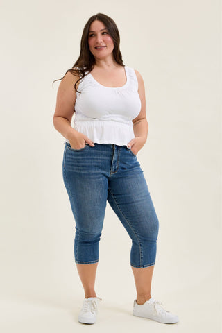 Judy Blue Mid Rise Capri Denim Jeans 72122