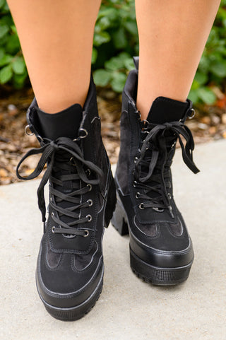 Mittoshop Desert Nights Lace Up Boots In Black