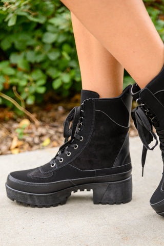 Mittoshop Desert Nights Lace Up Boots In Black