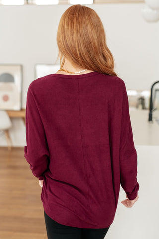 Very J Drive Downtown Dolman Sleeve Top in Wine