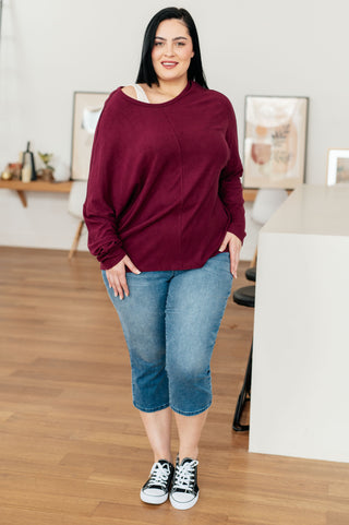 Very J Drive Downtown Dolman Sleeve Top in Wine