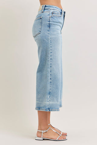Judy Blue Mid Rise Wide Leg Crop Denim Jeans 881106