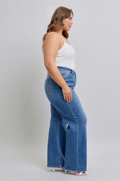 Judy Blue High Waist V-Front Vintage Wash Straight Denim Jeans 82623-Jeans-Sunshine and Wine Boutique