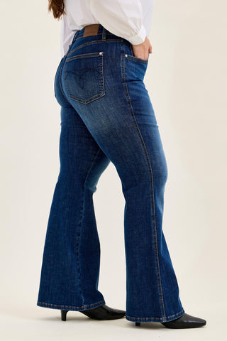 Judy Blue High Waist Tummy Control Charlotte Flare Denim Jeans 881188