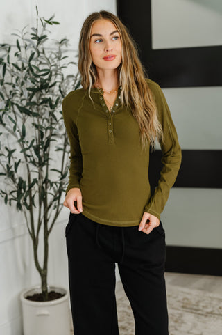 Mono B Effortless Edge Knit Henley Top in Camo Green