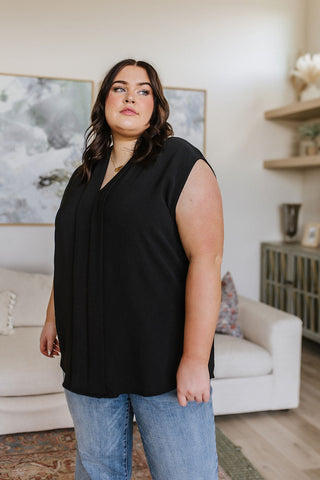 Jodifl Elevate Everyday Blouse in Black