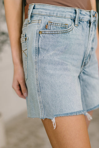 Judy Blue Evelyn Mid Rise Rigid Magic Dad Shorts - Exclusive