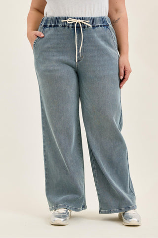 Judy Blue High Waist Aged Stone Knit Wilhelmina Baggy Denim Jeans 881127
