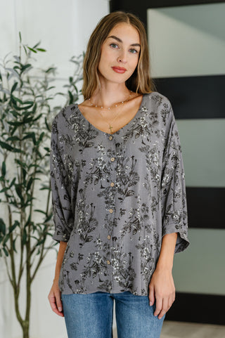 Oddi Falling in Deep Crinkle Woven Blouse Dune Grey