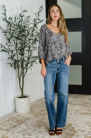 Oddi Falling in Deep Crinkle Woven Blouse Dune Grey