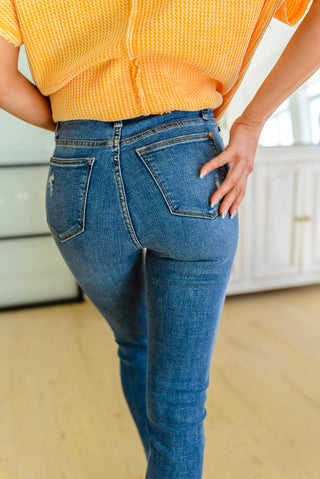 Judy Blue Hi-waisted Dandelion Embroidery Skinny - Exclusive
