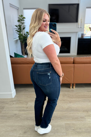 Judy Blue Montana High Rise Rigid Magic Distressed Straight Jeans - Exclusive
