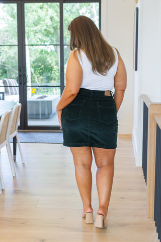 Judy Blue Melinda Corduroy Patch Pocket Skirt in Emerald - Exclusive