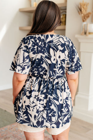 Shopin La In Contrast Floral V-Neck Top