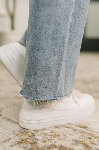 Judy Blue Jade Mid Rise 90's Straight - Exclusive