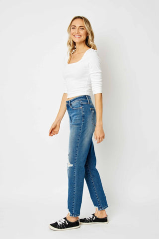 Judy Blue High Waist Queen of Hearts Coin Pocket Boyfriend Denim Jeans 88569