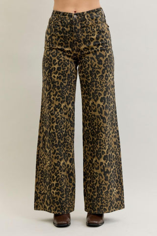 Judy Blue High Waist Retro Leopard Wide Leg Denim Jeans 881022