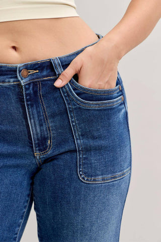 Judy Blue Mid Rise 90's Front Patch Double Pocket Straight Denim Jeans 82680