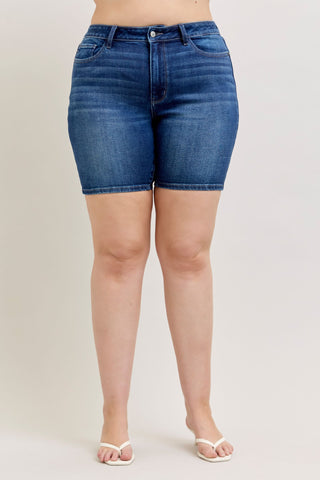 Judy Blue Mid Rise Bermuda Denim Short 152108