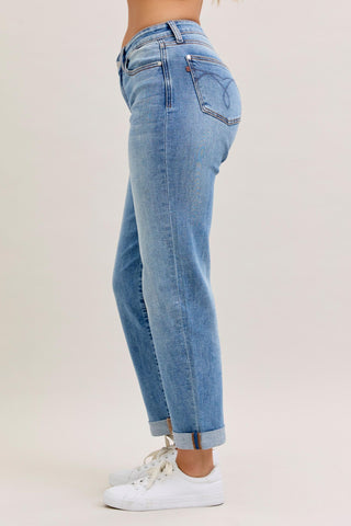 Judy Blue Mid Rise Boyfriend Denim Jeans 82703