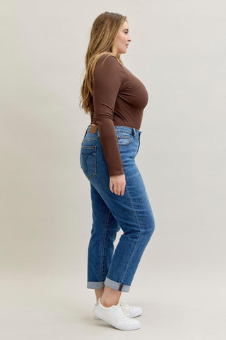 Judy Blue Mid Rise Classic Cuffed Boyfriend Denim Jeans 82685