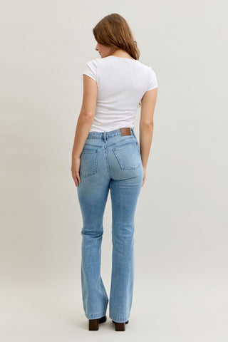 Judy Blue Mid Rise Contrast Wash & Front Patch Bootcut Denim Jeans 881053