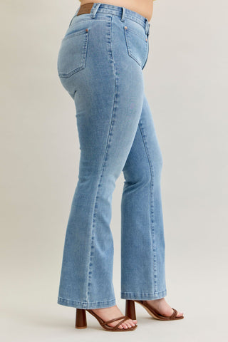 Judy Blue Mid Rise Contrast Wash & Front Patch Bootcut Denim Jeans 881053