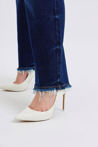 Judy Blue Mid Rise Fray Hem Straight Denim Jeans 82622