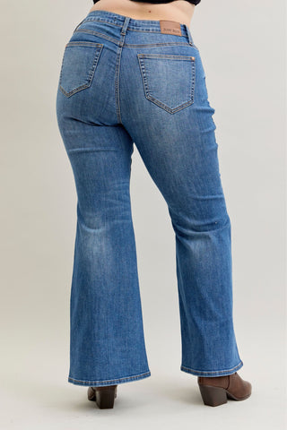 Judy Blue Mid Rise Jaqueline Double Angle Seam Flare Denim Jeans 881014