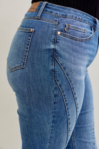 Judy Blue Mid Rise Jaqueline Double Angle Seam Flare Denim Jeans 881014