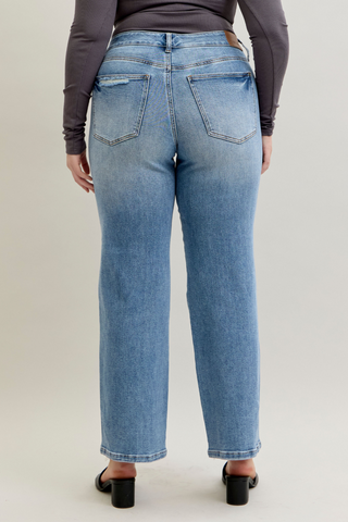 Judy Blue Mid Rise Rigid Magic Destroy Straight Denim Jeans 881038