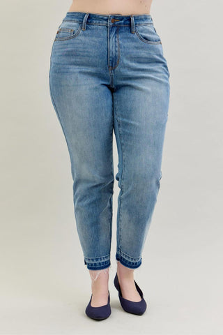 Judy Blue Mid Rise Rigid Magic Release Hem Boyfriend Denim Jeans 88818