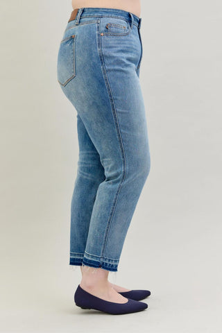 Judy Blue Mid Rise Rigid Magic Release Hem Boyfriend Denim Jeans 88818
