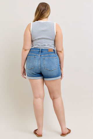 Judy Blue Mid Rise Slim Denim Short 152109
