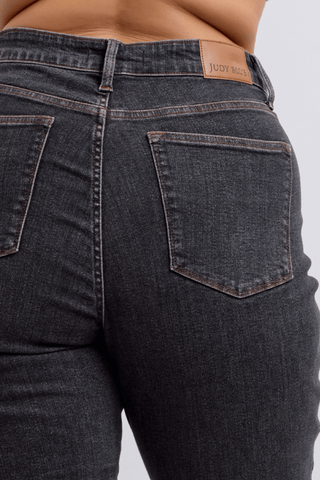 Judy Blue Mid Rise Tummy Control Slim Denim Jeans 88902