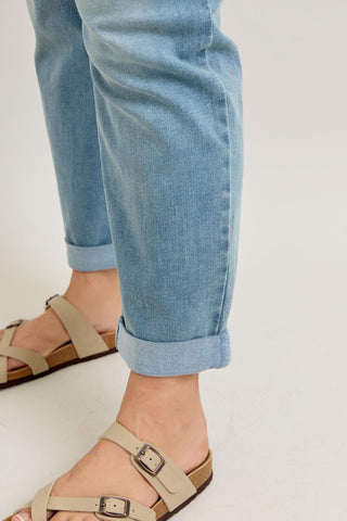 Judy Blue Mid Rise V Front Cuff Boyfriend Cool Denim Jeans 88938