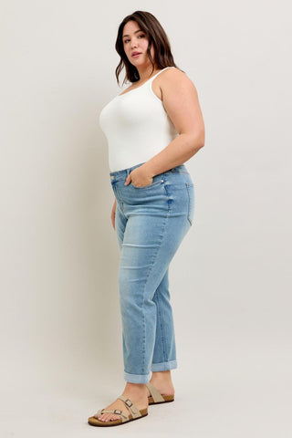 Judy Blue Mid Rise V Front Cuff Boyfriend Cool Denim Jeans 88938