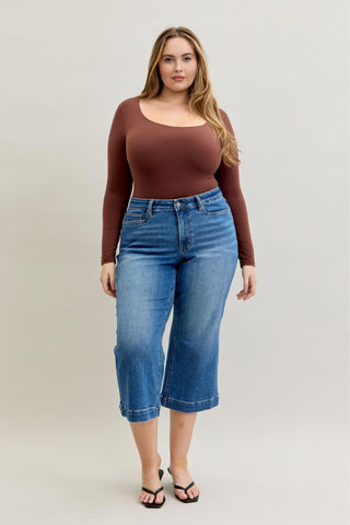 Judy Blue Mid Rise Vintage Pockets & Wide Hem Wide Leg Crop Denim Jeans 881006