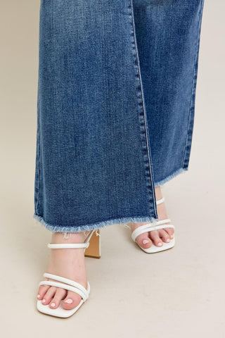 Judy Blue Mid Rise Vintage Wash Fray Hem Flare Denim Jeans 82670