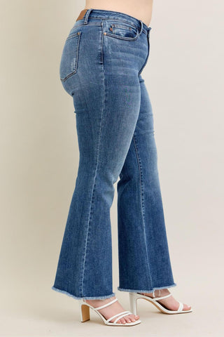 Judy Blue Mid Rise Vintage Wash Fray Hem Flare Denim Jeans 82670