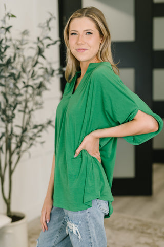 Dear Scarlett Lizzy Breeze Top in Kelly Green