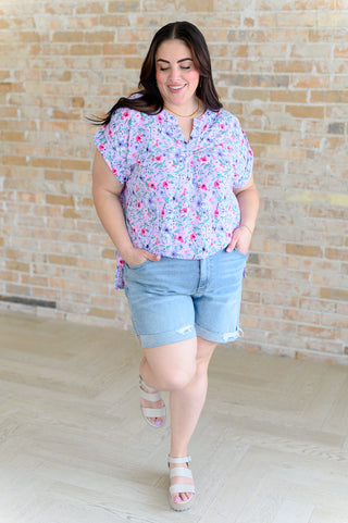 Dear Scarlett Lizzy Cap Sleeve Top in Muted Lavender and Pink Floral
