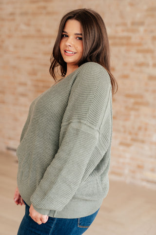 Heyson Magi Lune V-Neck Sweater