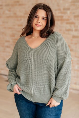 Heyson Magi Lune V-Neck Sweater
