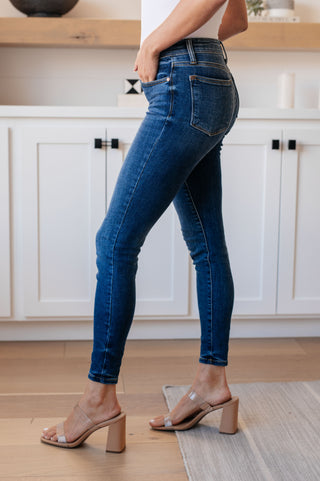 Judy Blue Maxine Mid-Rise Skinny Jeans - Exclusive