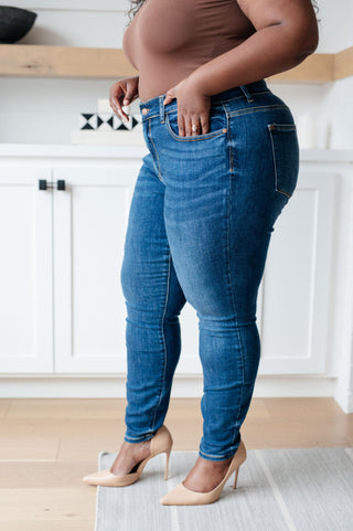 Judy Blue Maxine Mid-Rise Skinny Jeans - Exclusive