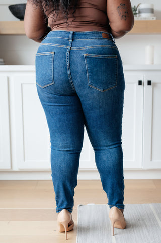 Judy Blue Maxine Mid-Rise Skinny Jeans - Exclusive