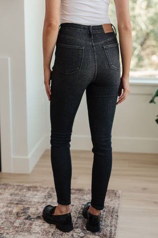 Judy Blue Octavia High Rise Control Top Skinny Jeans in Washed Black - Exclusive