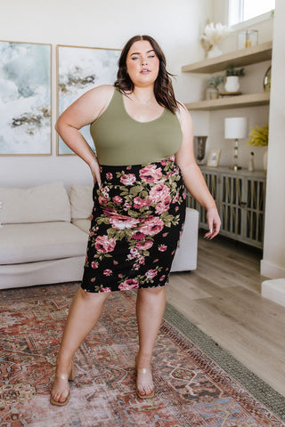 Now N Forever Perfectly Pristine Floral Pencil Skirt
